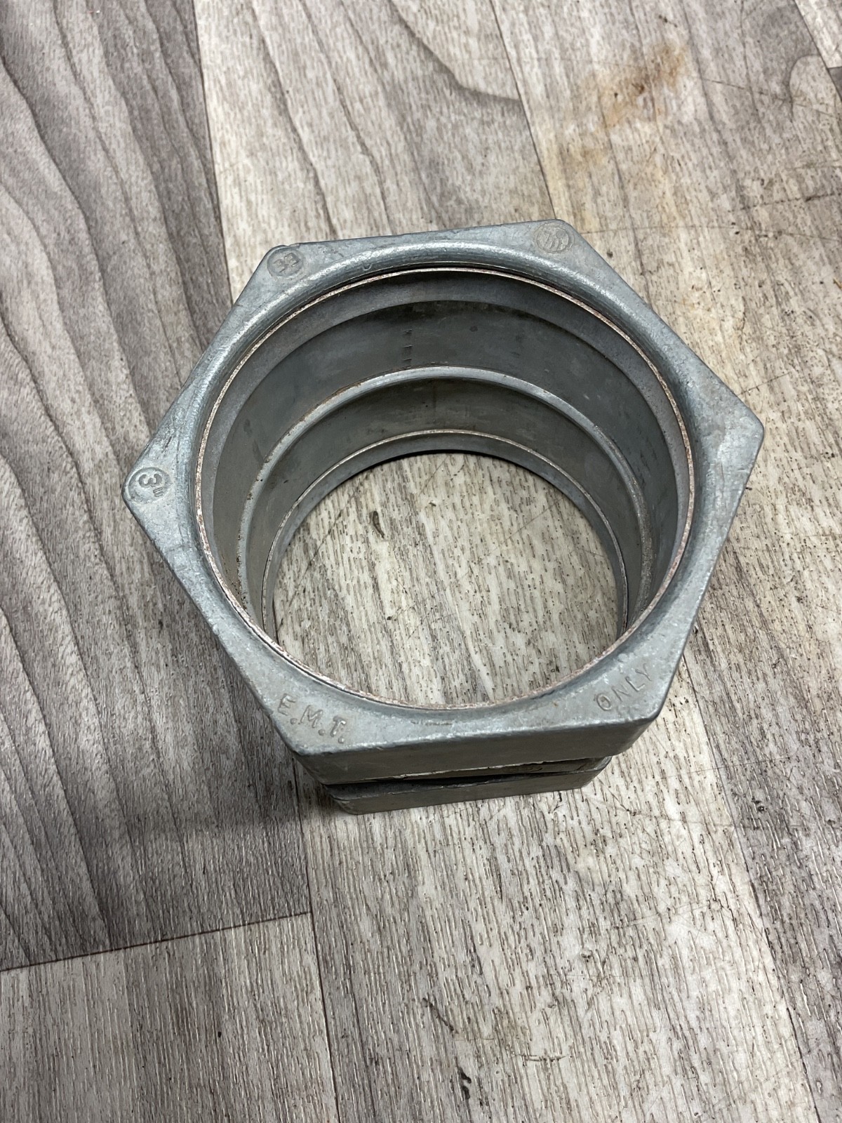3” EMT Conduit Compression Coupler #102C108PR4*SI