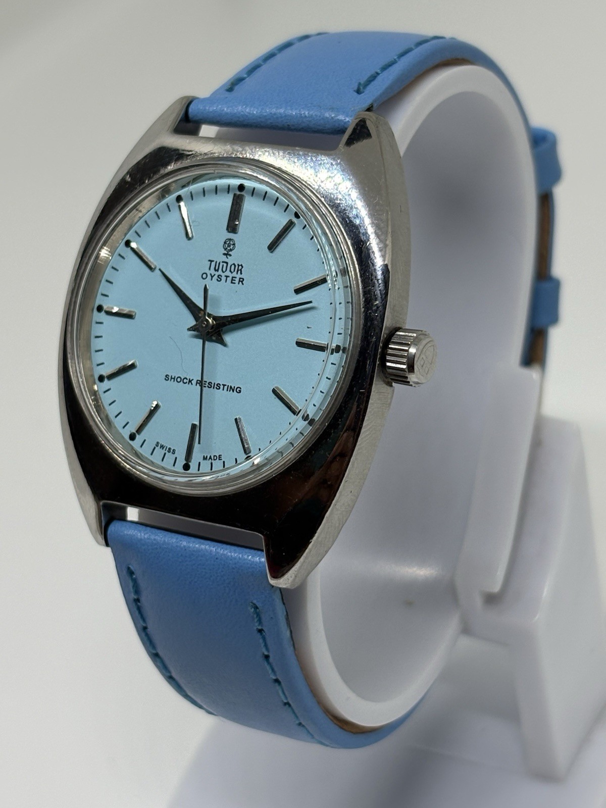 Vintage Tudor Oyster 17 Jewels Manual Winding Swiss Made Men’s Watch Blue Dial