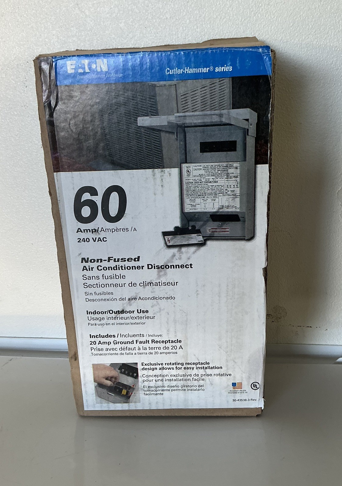 Eaton Cutler-Hammer 60 Amp 240V Non-Fused AC Disconnect w/ 20A GFCI NIB