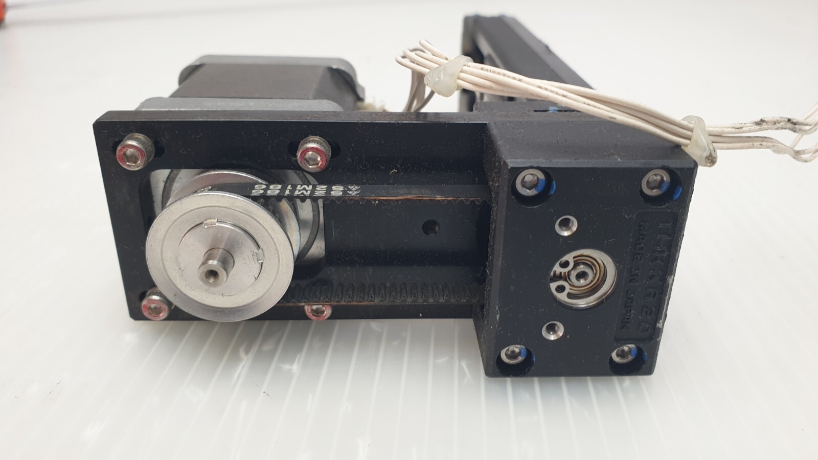 THK Linear Actuator KR20 with Japan Servo Motor KH42KM2-901