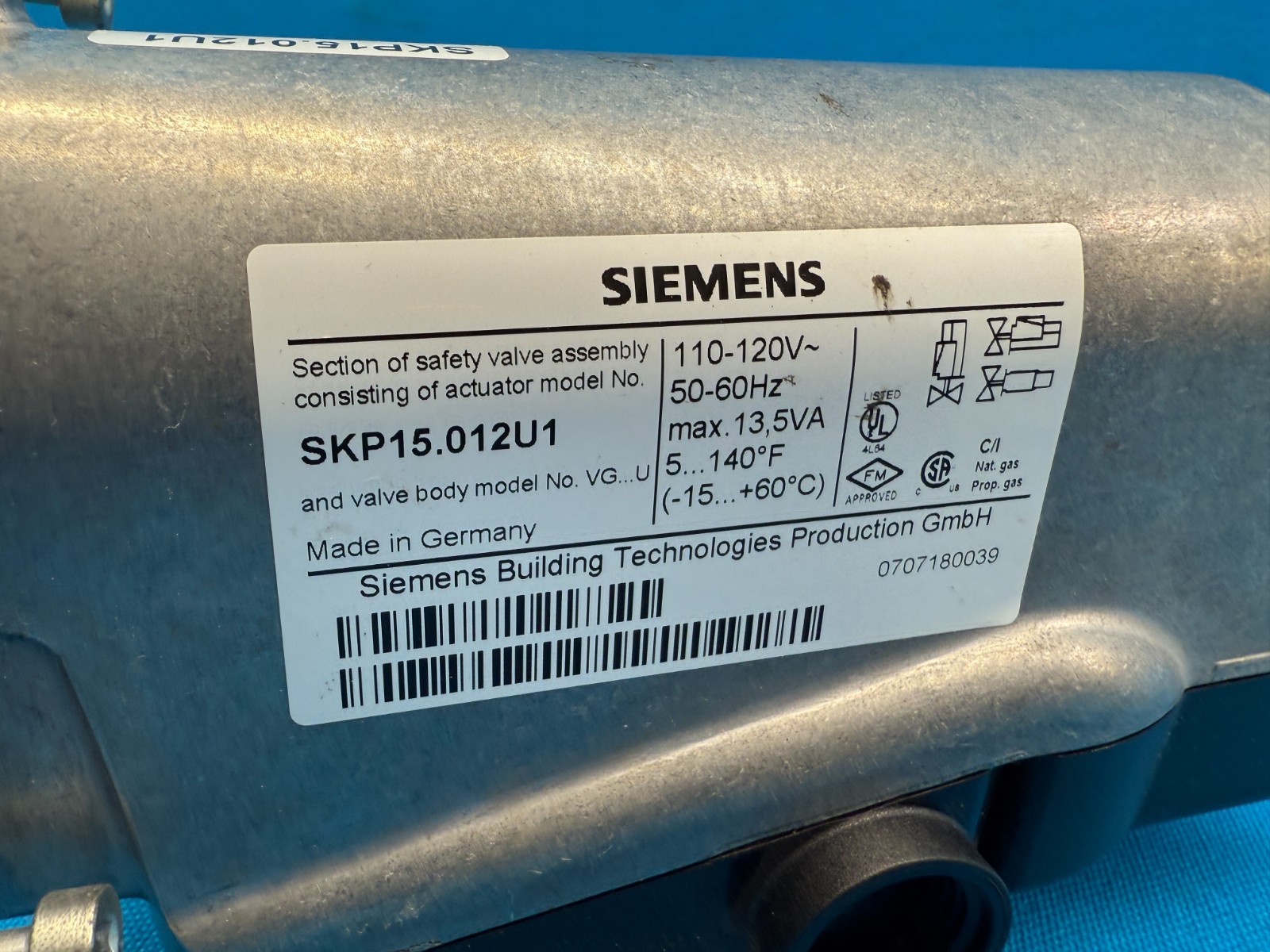 Genuine Siemens SKP15.012U1 110-120V 50/60Hz 13.5VA Gas Valve Actuator