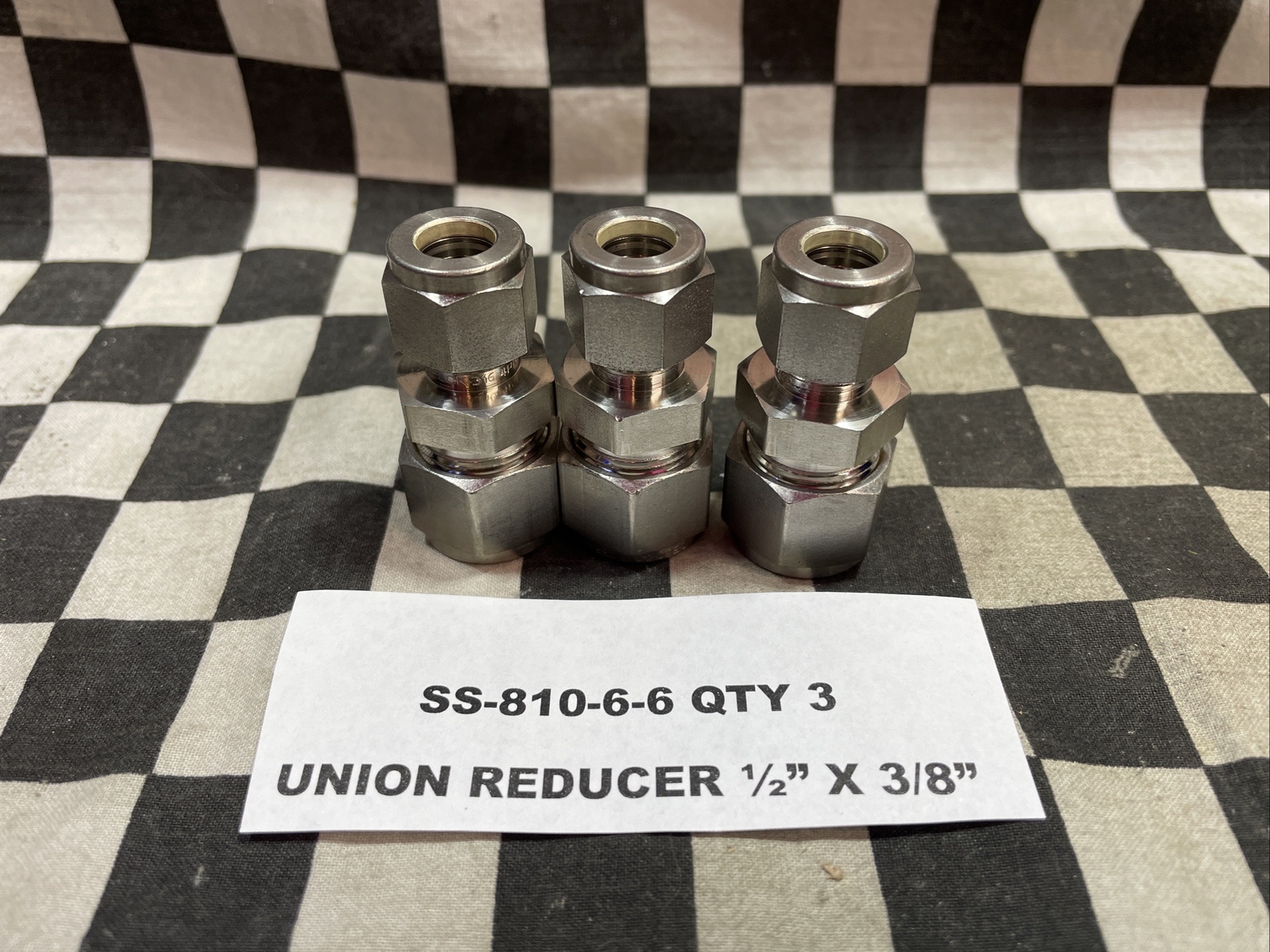 SWAGELOK SS-810-6-6, SS-810-6-4, REDUCER 1/2″/3/8″/1/4″ LOT OF 4 SHIPSAMEDAY#R38