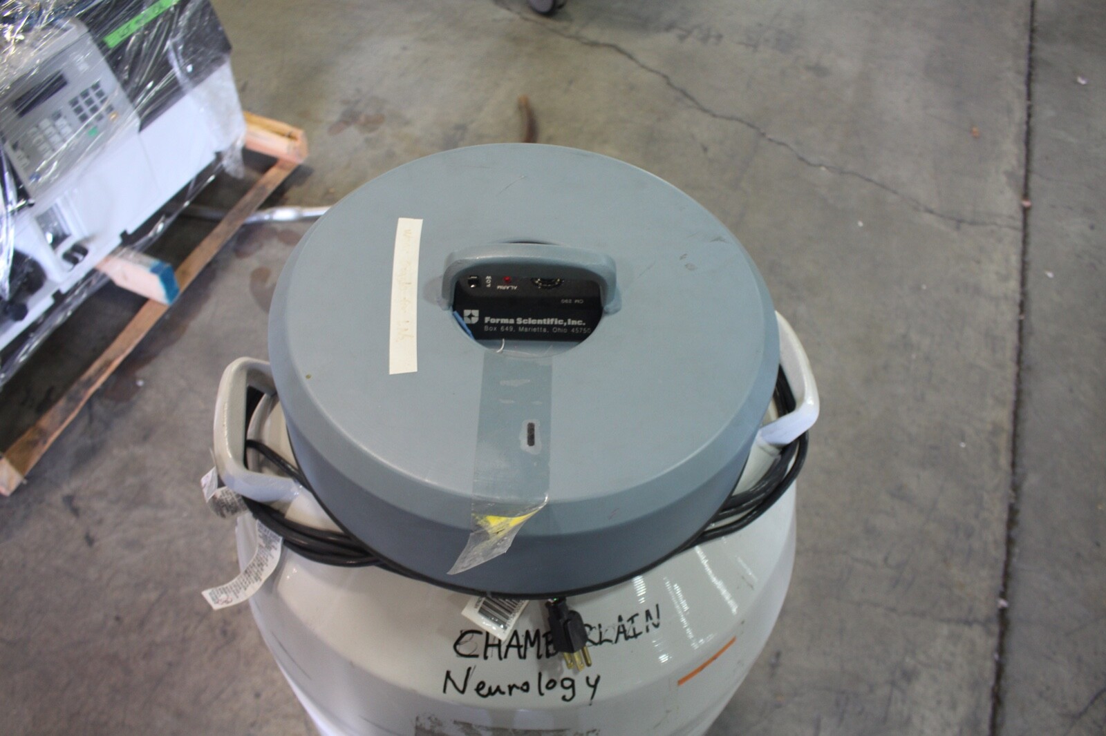 FORMA SCIENTIFIC 8030 NITROGEN STORAGE TANK CRYOGENIC CRYOMED