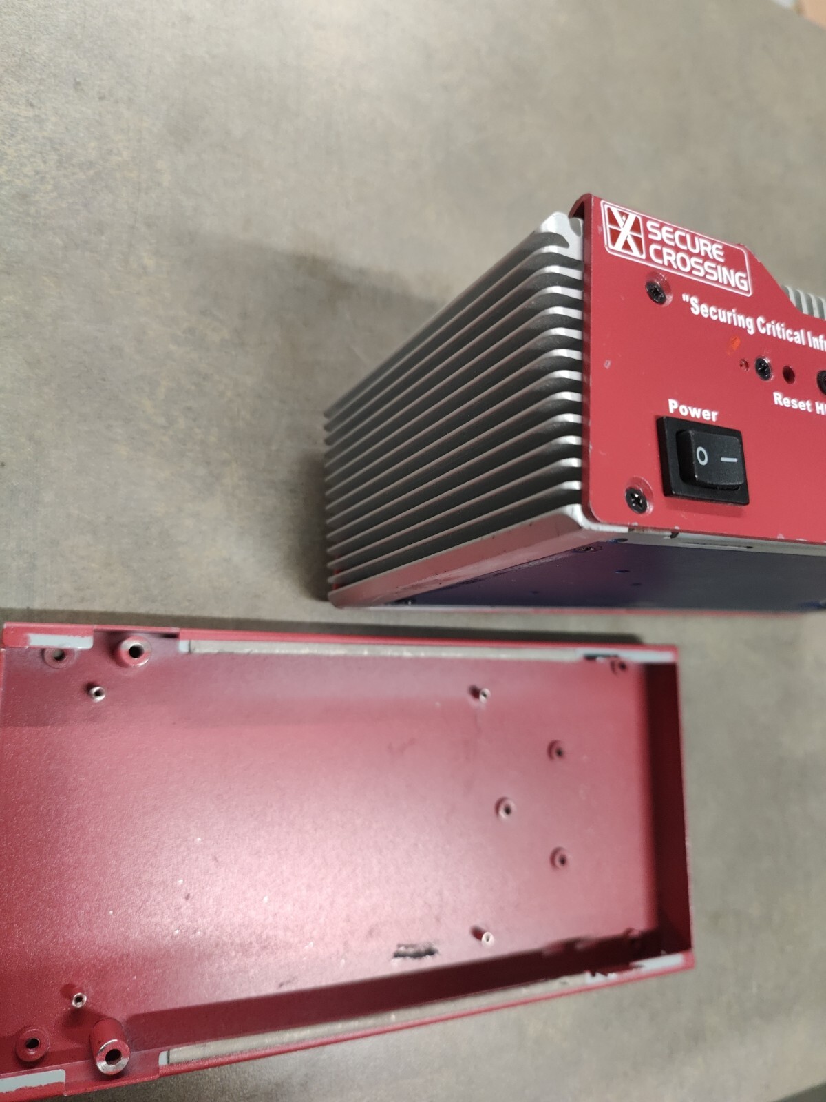 Used Secure Crossing N270 Zenwall 10 ACM Industrial Computer PC *NO DRIVE*