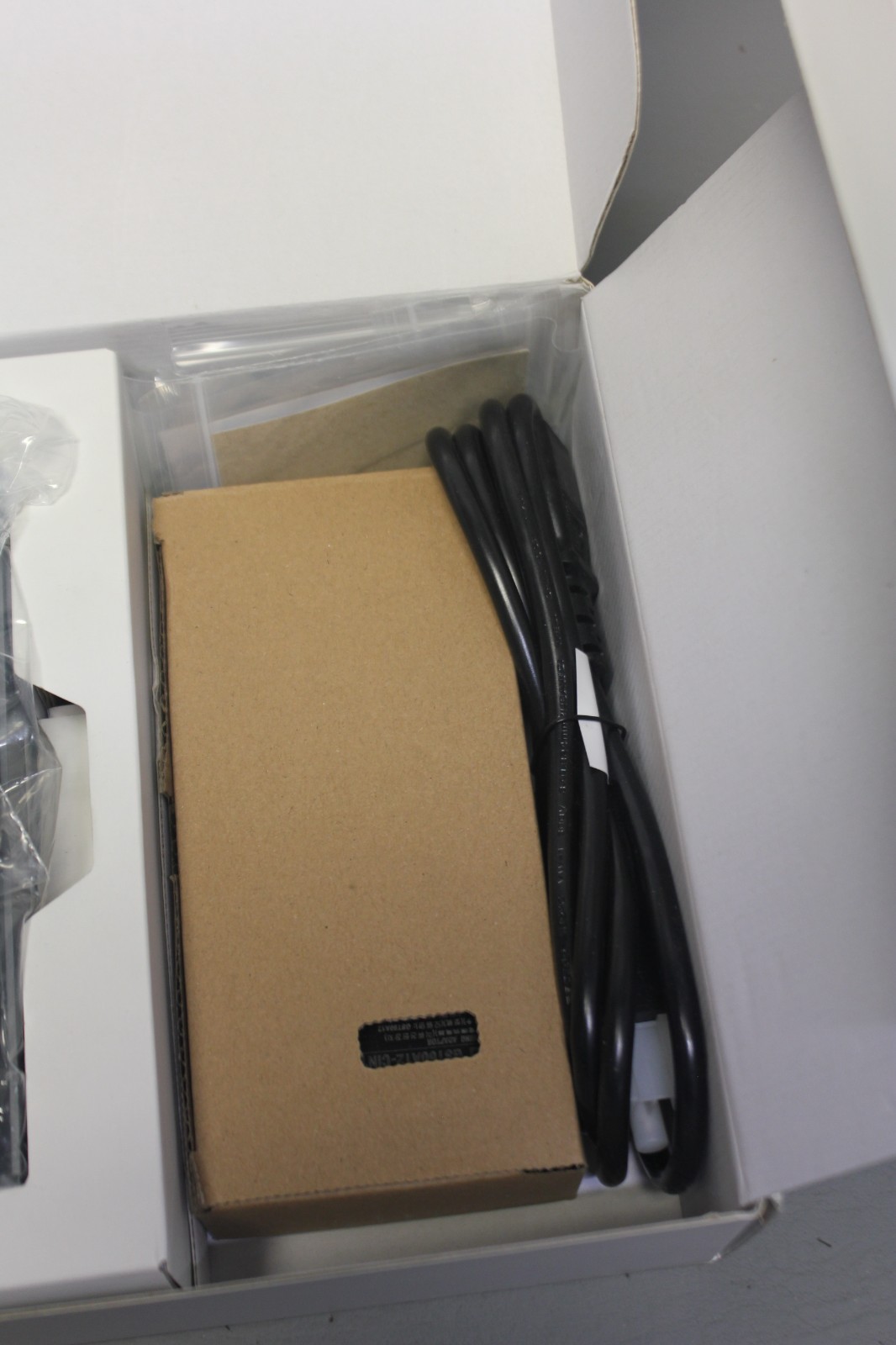 NEW COGNEX/KARBON COMPACT RUGGED COMPUTER CNX-K300 K300-E3950-8-F1-P