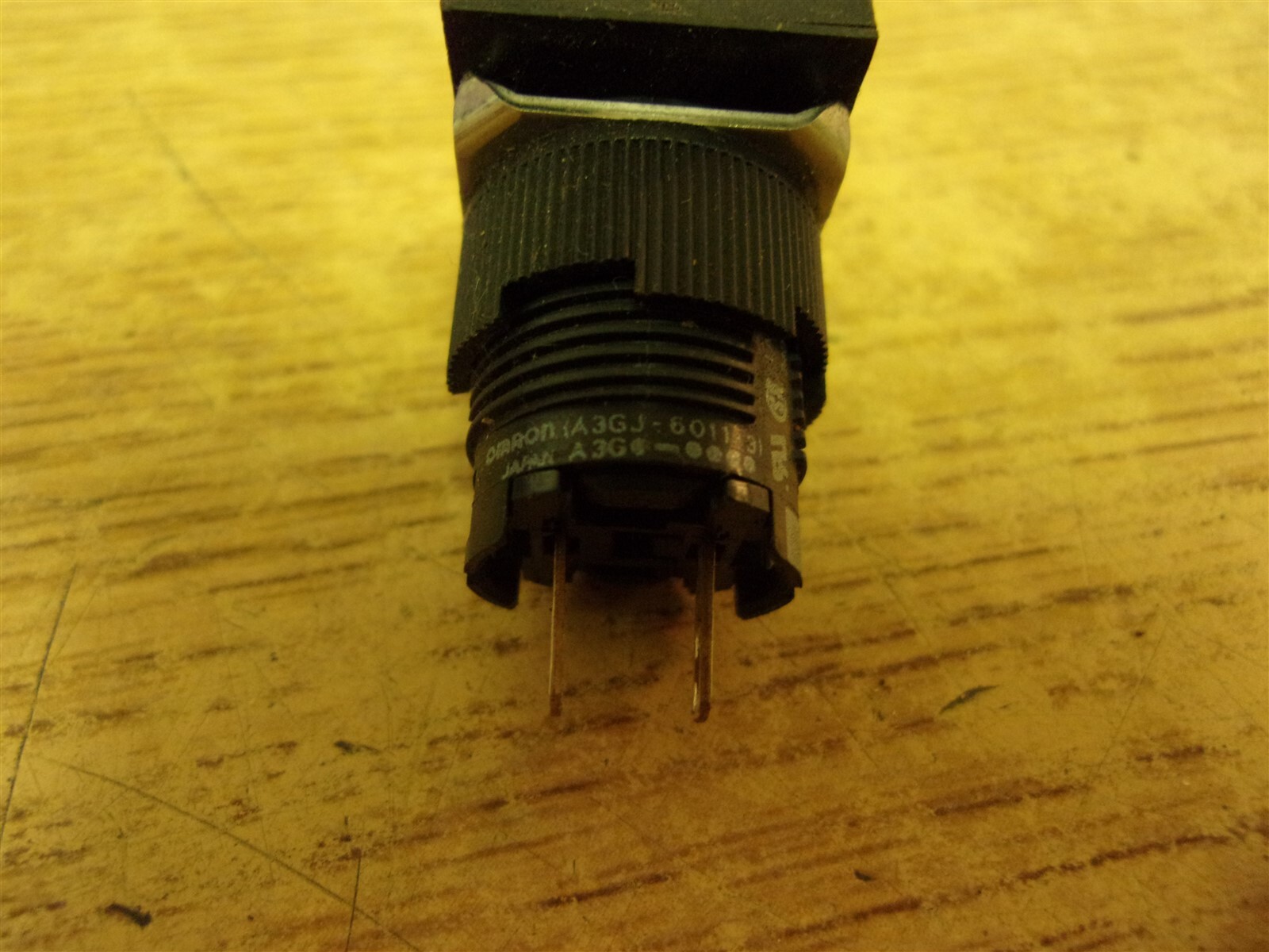 Omron A3GJ-6011-3 Red Push Button Switch *FREE SHIPPING*