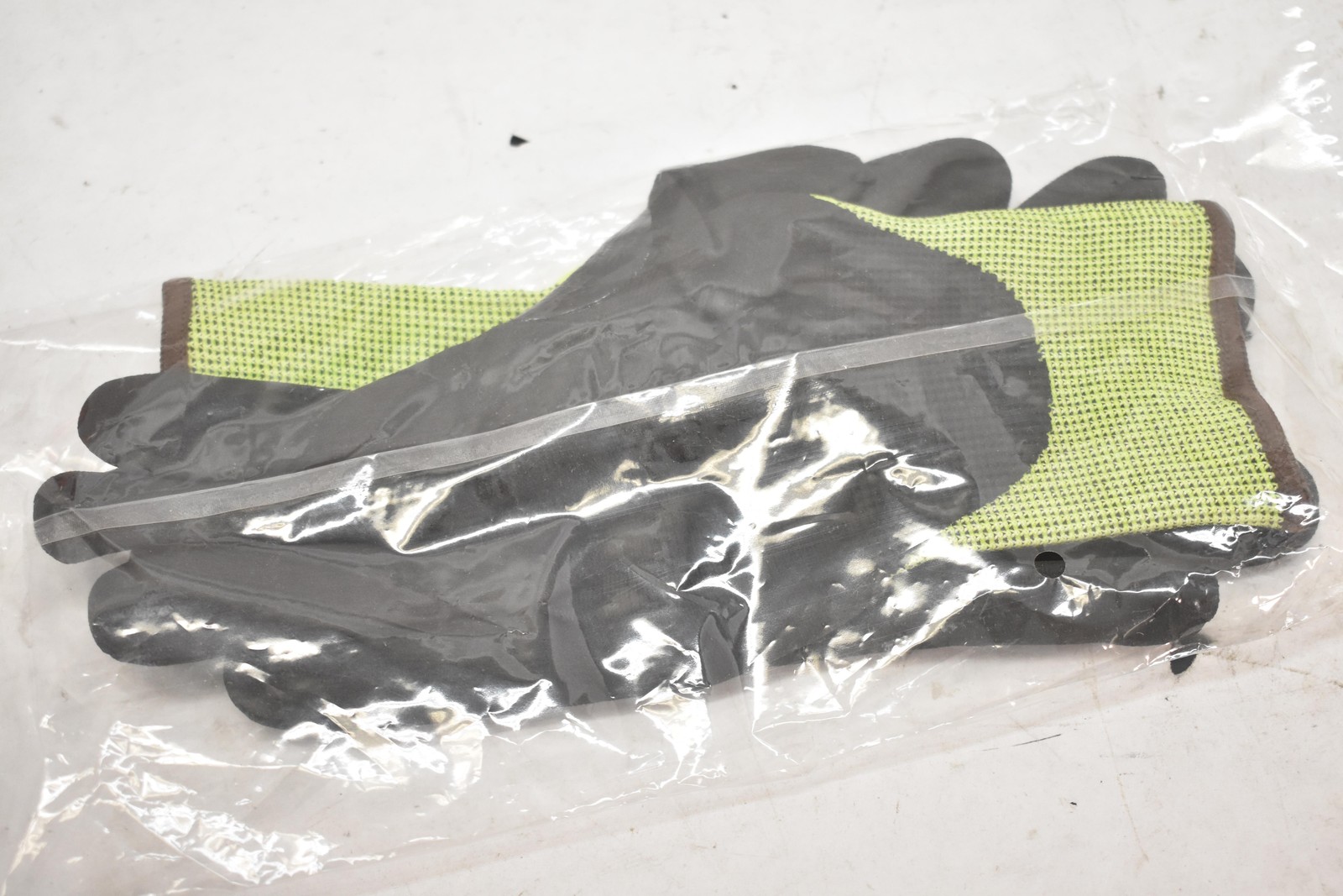 Pyramex GL621CL Nitrile Palm Dip Work Gloves Large 6 Pairs A5 Cut Hi-Vis Yellow