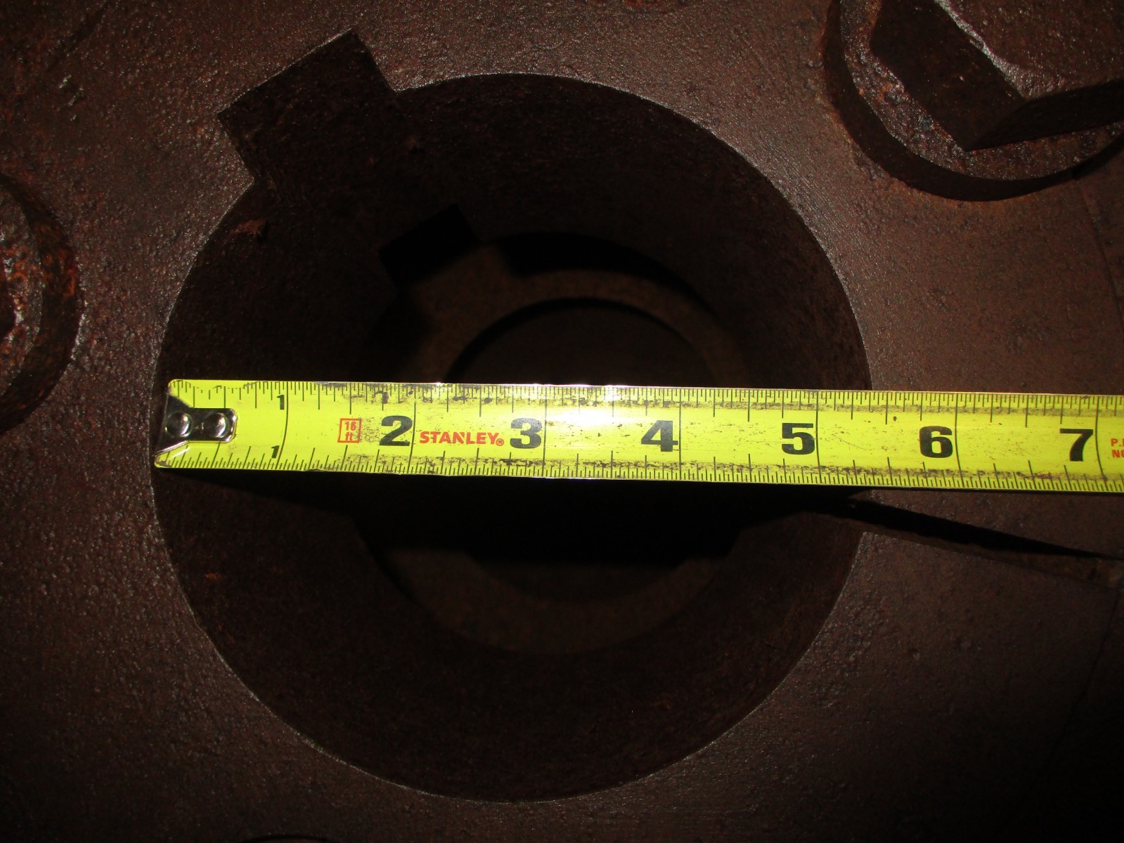 New Open Box ~38″ Width ~36-1/4″ OD ~5-1/2″ Bore ~5/8″x1-1/4″ Keyway 53509IPL