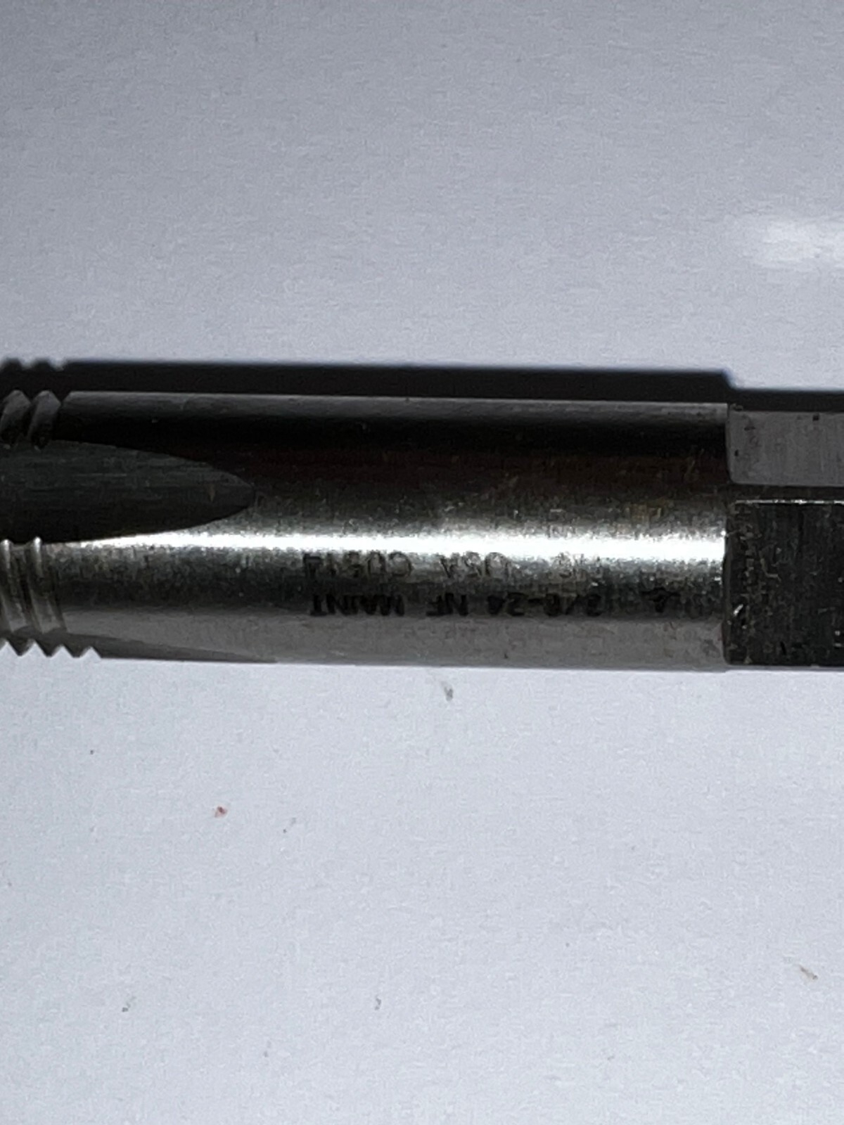 CLEVELAND POINT TAP 4 FLUTE 3/8″-24 NF HS 1-3/4″ LOC 3-1/4″ OAL LOT OF 5*