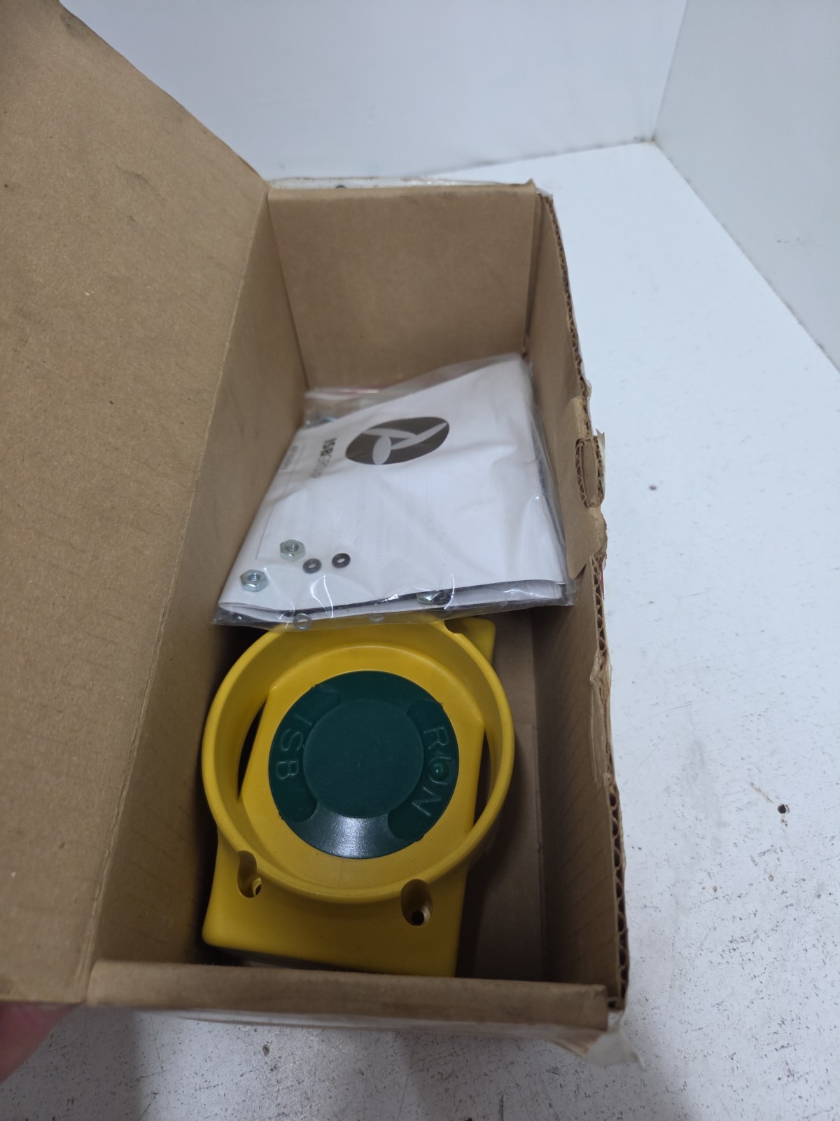 SOF TOUCH ST-0001 INDUSTRIAL MACHINE SWITCH 15-30 VDC 10A **NOS**