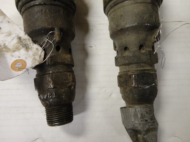 Old Locomotive Steam Engine Part 2pcs