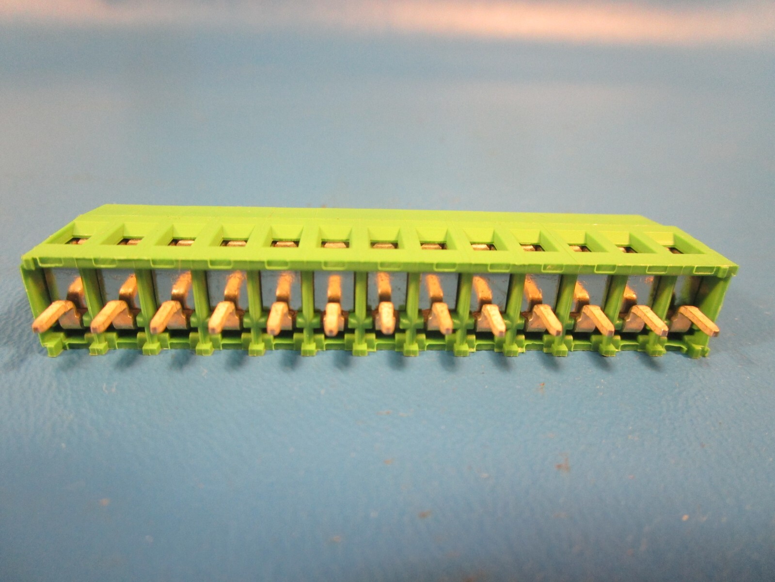 BOX OF 50 TYCO ELECTRONICS 282856-3, Buchanan PCB Terminal Blocks, Header