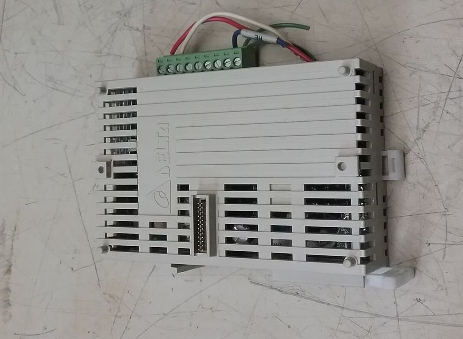 LOT OF (6) – DELTA PROCESS CONTROLLER_DTC2000R_V2.00