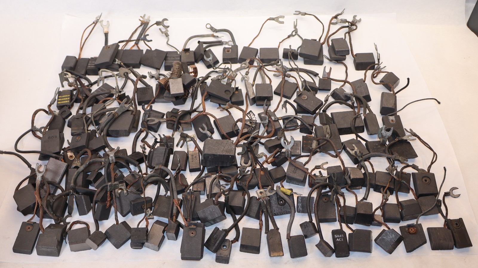 Business Industrial Carbon Motor Brushes Misc Large Lot National Southern ect