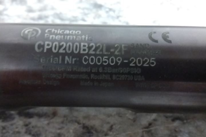 Chicago Pneumatic CP0200B22L-2F 2-1/2 In Bore Size Floor Sand Rammer