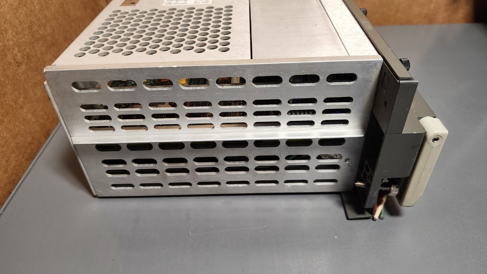 AEG 984 Modicon Programmable Controller PC-0984-785 For Parts Only