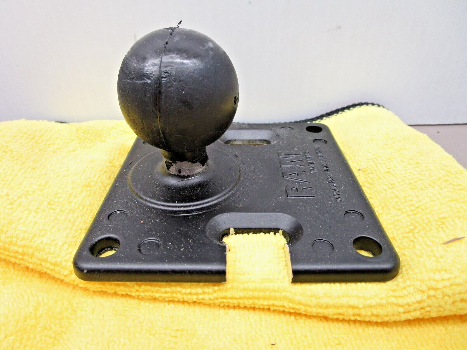RAM Mount RAM-2461U 75x75mm VESA Plate with Ball C-Size RMR-D-176-1 *Modified*