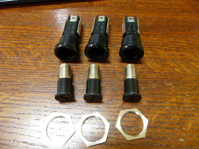 SCHURTER 0031.2203 Qty of 3 per Lot Fuse Holder FIZ SLOTTED IP40