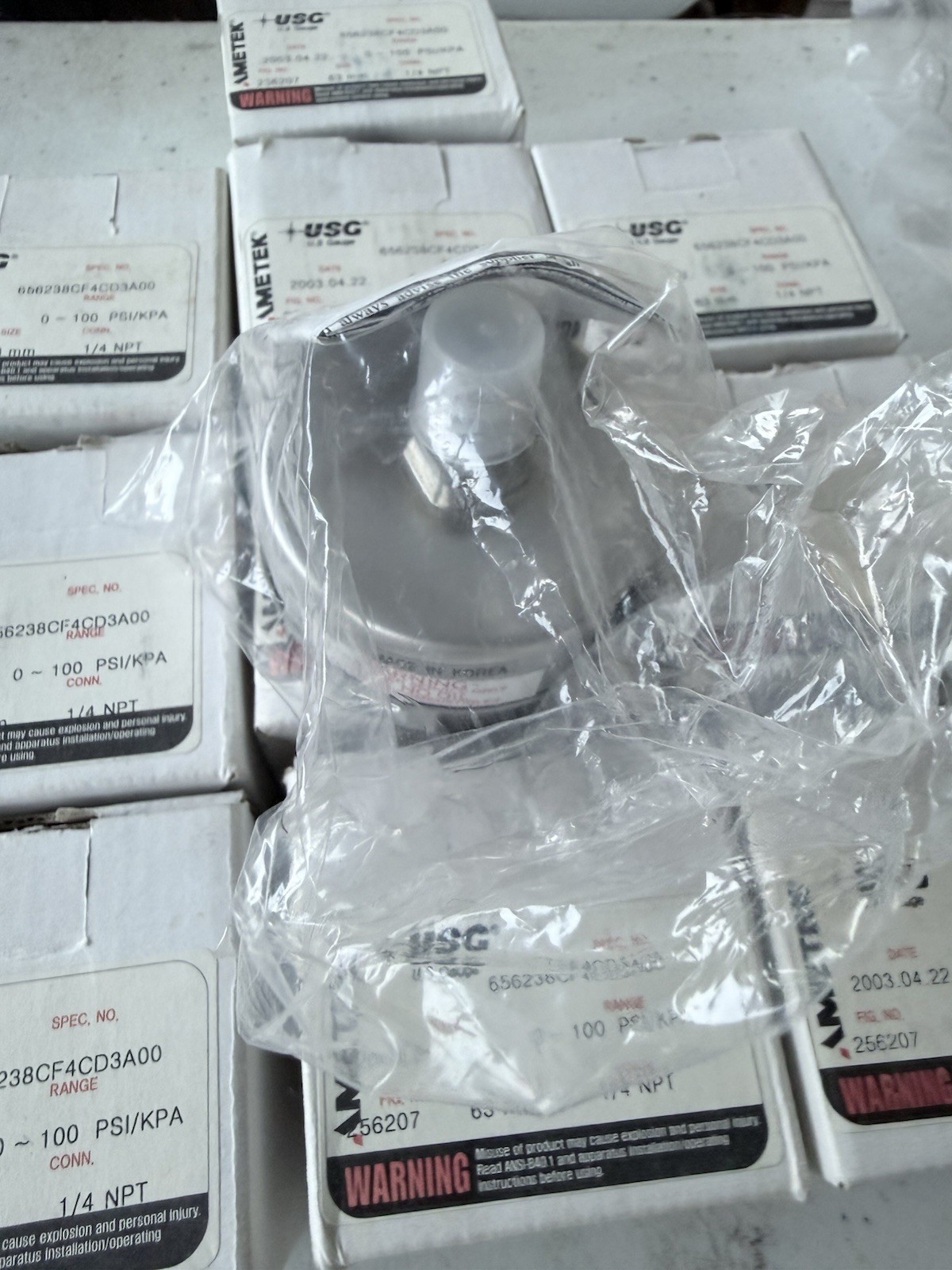 LOT OF 10, AMETEK USG GAUGE 256207, 0-100 PSI/KPA 1/4″ NPT, SST, 656238CF4CD3A00
