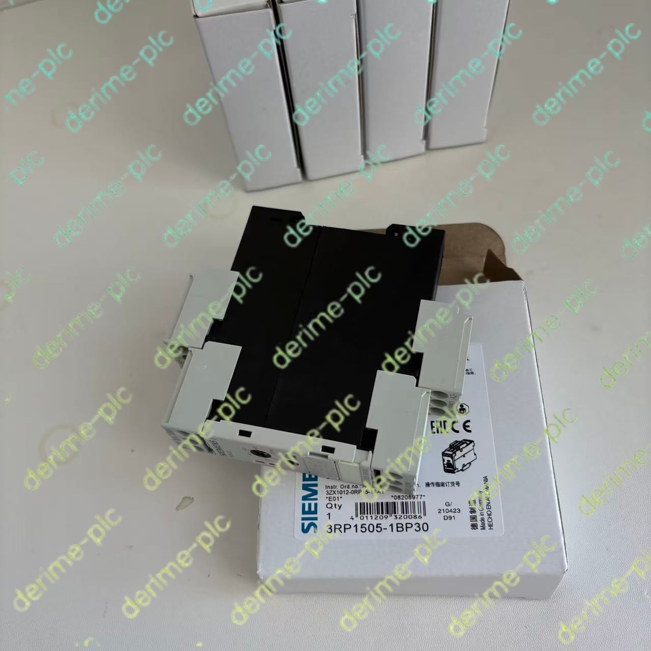 SIEMENS 3RP1505-1BP30 Time relay#1pcs new in box