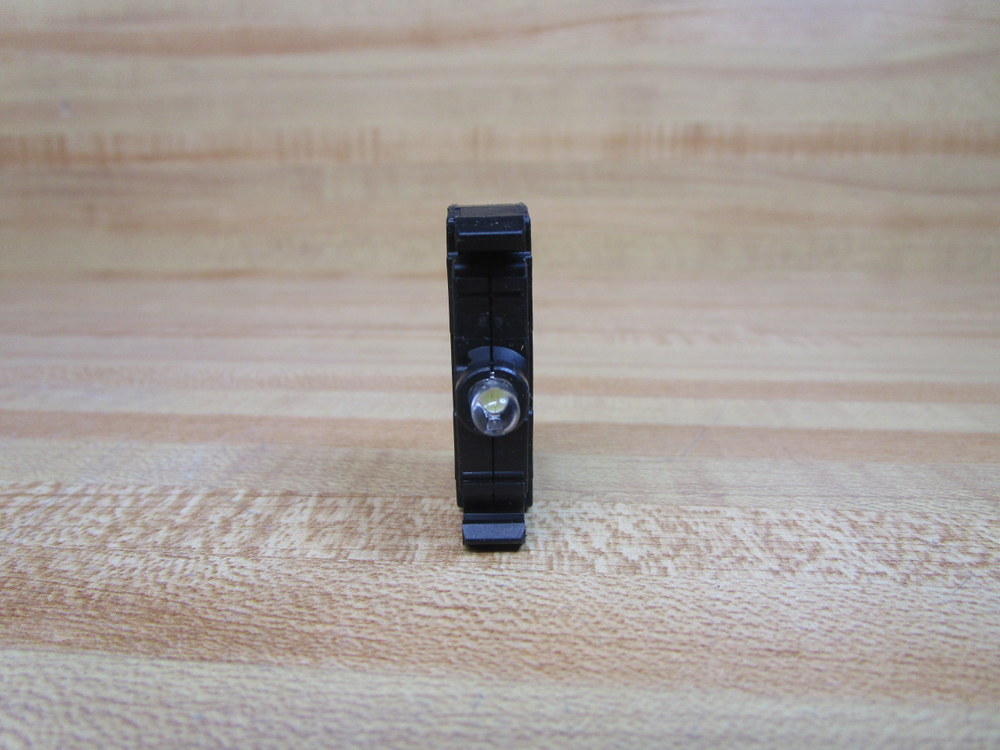 Eaton Moeller M22-CLED-W LED Element M22CLEDW