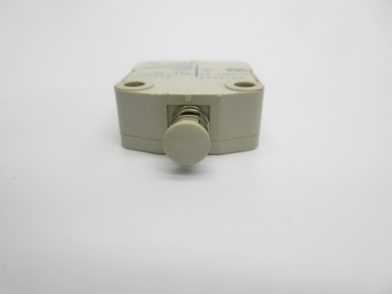 MATSUSHITA AV14053 380VAC 16A NSNP