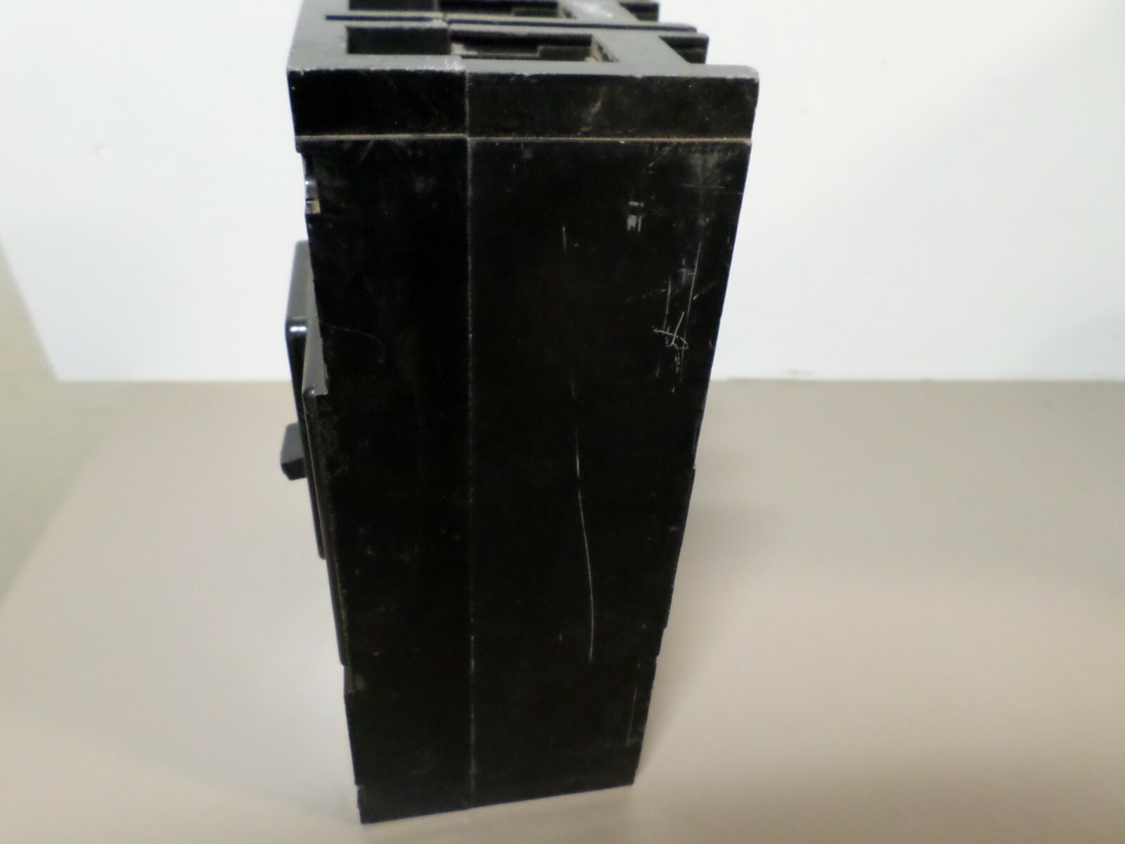 Westinghouse LB4250W 4 Pole 600 VAC 250A Circuit Breaker 250 Amp