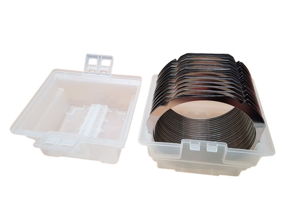 Entegris E400-083-101 Clear Multiple Wafer Carrier With 25 Film Frame Rings