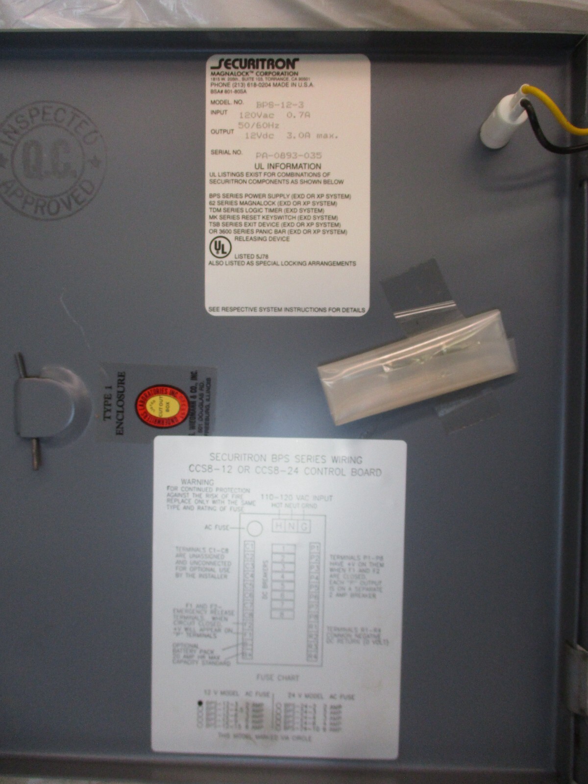 Securitron Magnalock BPS-12-3 120VAC 0.7A 50/60Hz Input 12VDC 3.0A Max O A6854DH