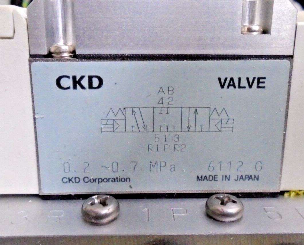 Industrial Control Box w/ Pneumatic Cylinders | CSA2-FA-63B-250 | CMK2-LB-20-340