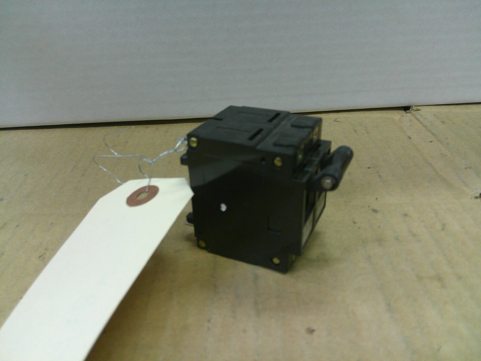 IZUMI NRAN2100F 5A CIRCUIT PROTECTOR