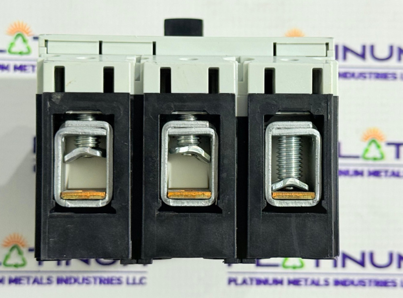MOELLER | NZM 1 | IEC/EN 60947 | 3 POLE | CIRCUIT BREAKER