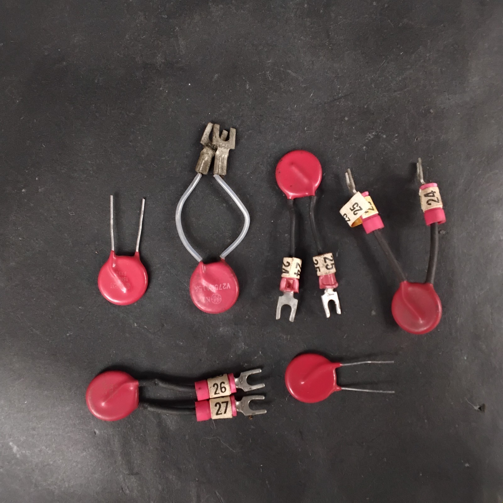 250L20 METAL OXIDE VARISTOR – GROUP OF 6 ($8 OBO)