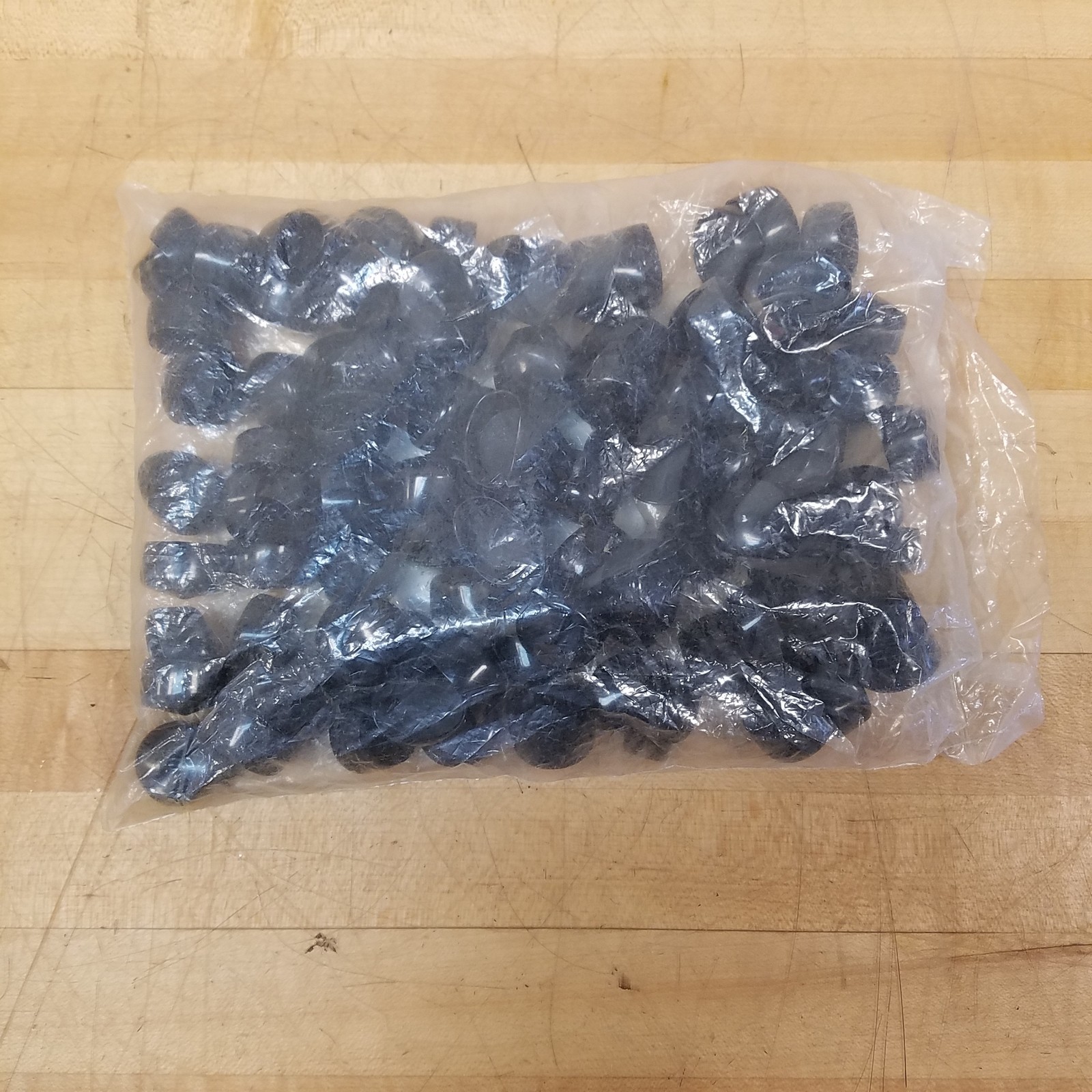 287243, 1.000″ x 0.500″ Black Short Cap, 100 Count Bag – NEW
