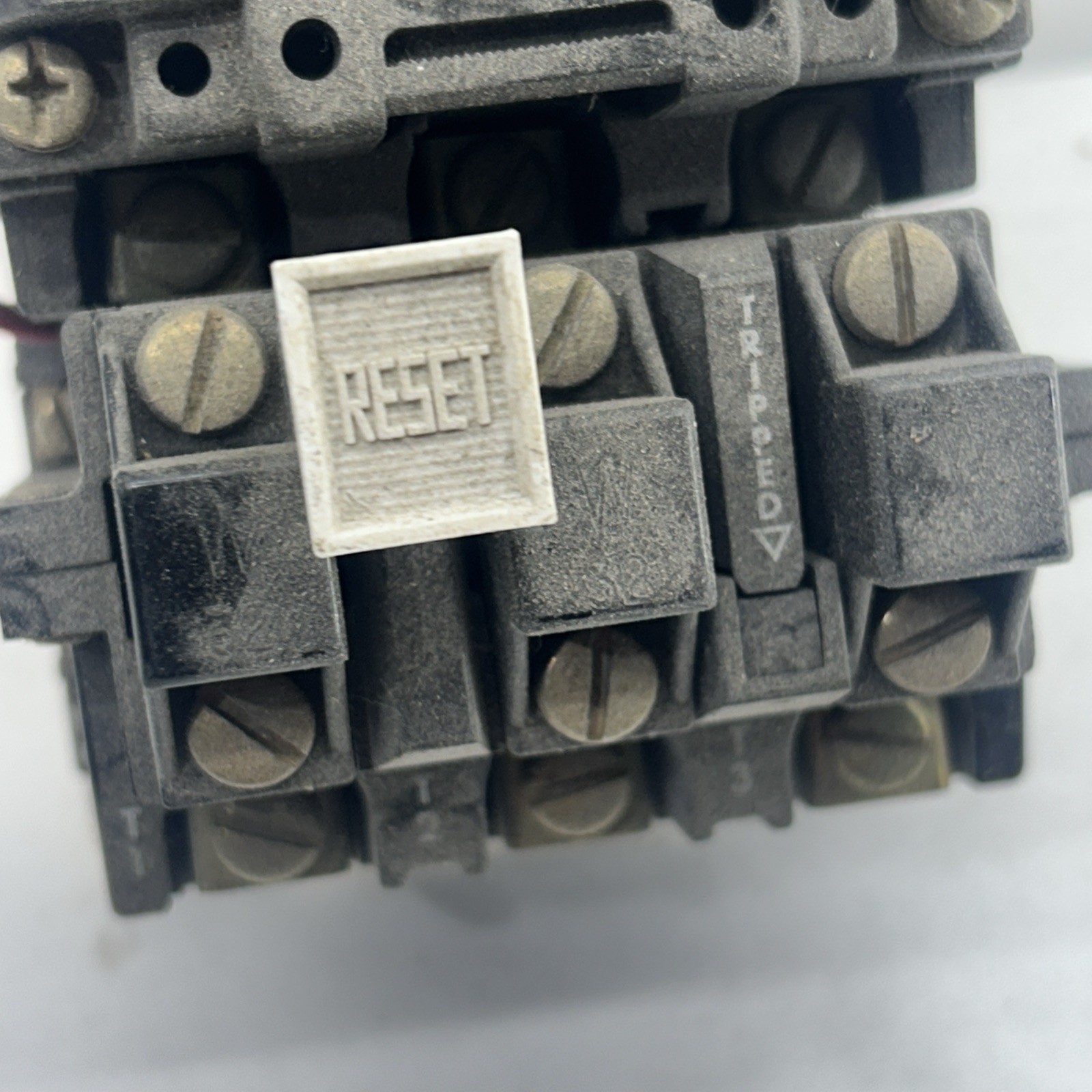 Allen Bradley 500L-BOD92 Lighting Contactor With 42185-800-01 Reset