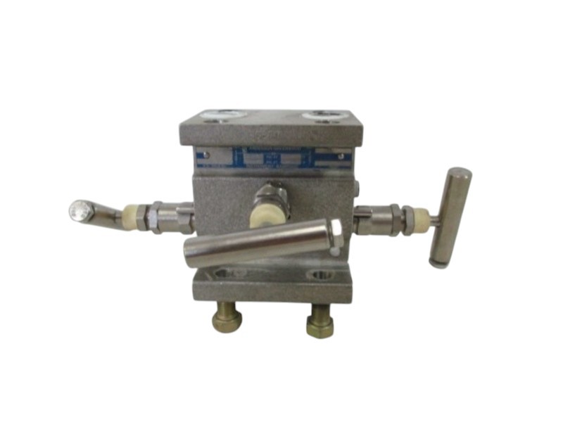 ANDERSON GREENWOOD M4AVIS-PB DIFFERENTIAL PRESSURE MANIFOLD NSNP