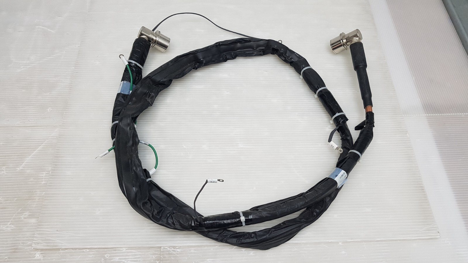 TEL TOKYO ELECTRON RF GENERATOR CABLE 2L87-105457-V3 L=2.4M