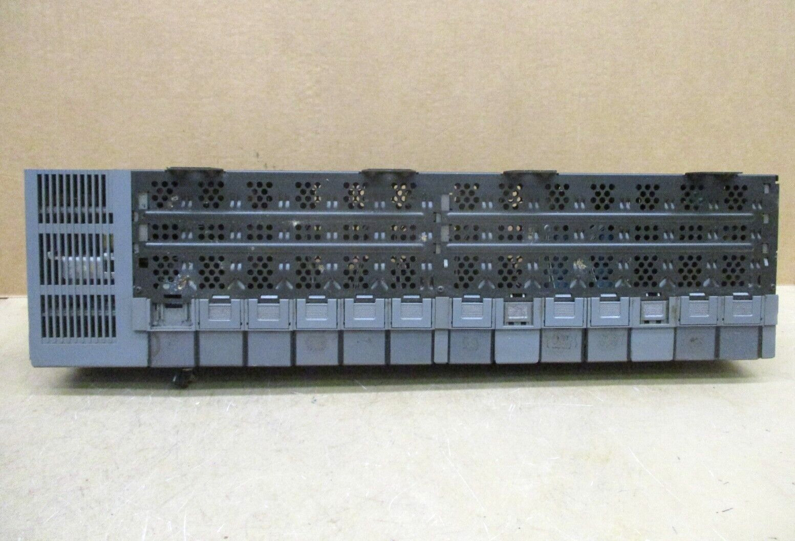 Allen-Bradley SLC 500 1746-P3 Ser A SLC 5/04 CPU 1747-L542 48677GN