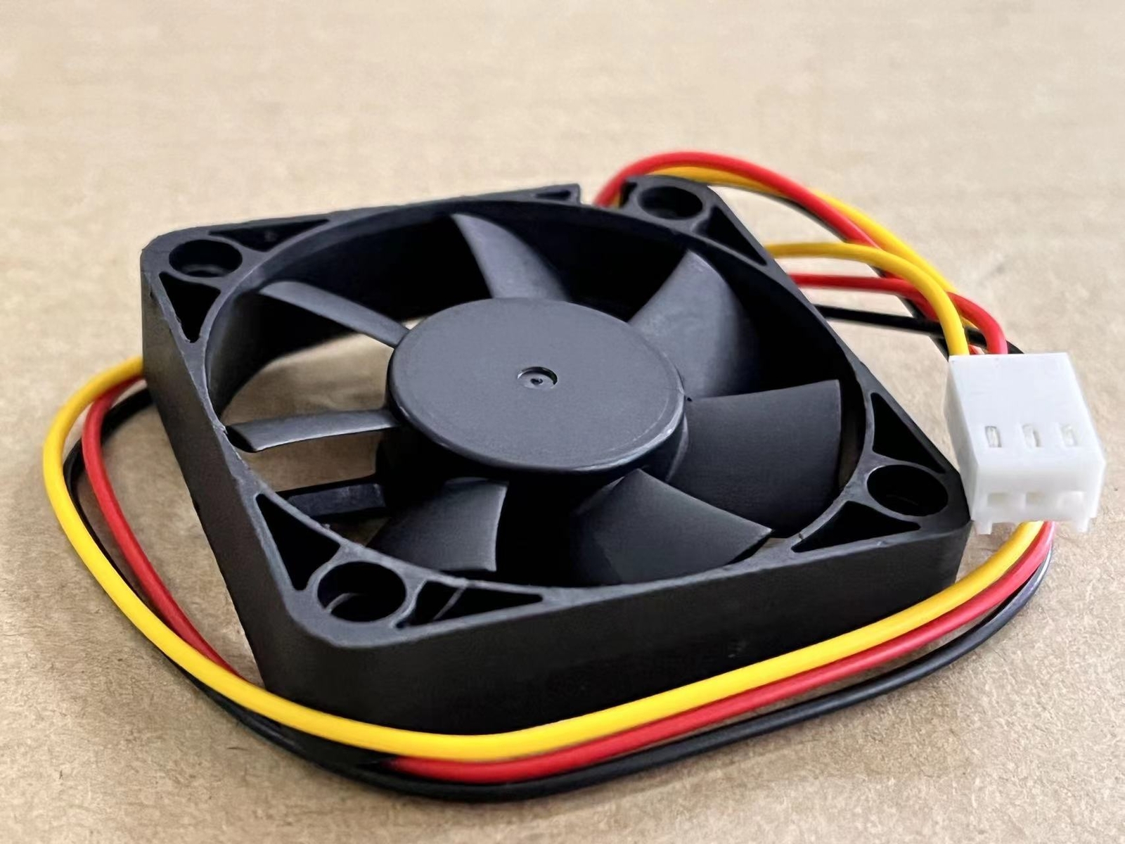 1pcs Y.S.TECH FD125010HB 12V 0.14A 50*50*10 double ball cooling fan
