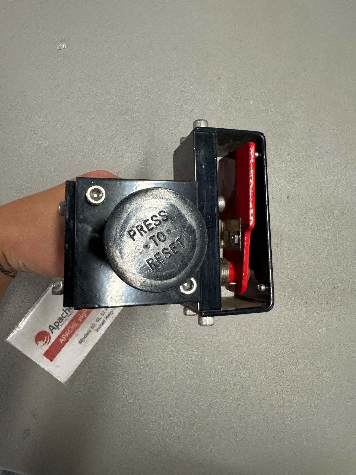 Apache pigPRO Indicator 57-0000-00