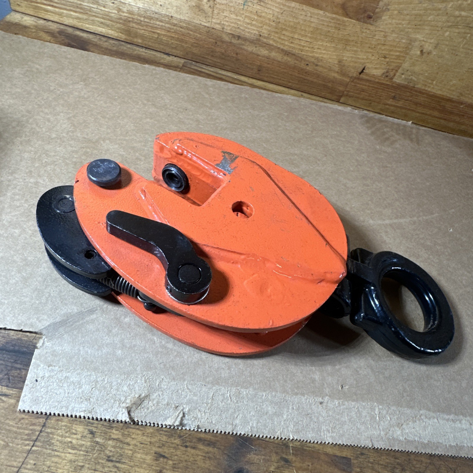 Yatointo 1 Ton Vertical Plate Clamp 0-20mm Jaw Opening Model C D