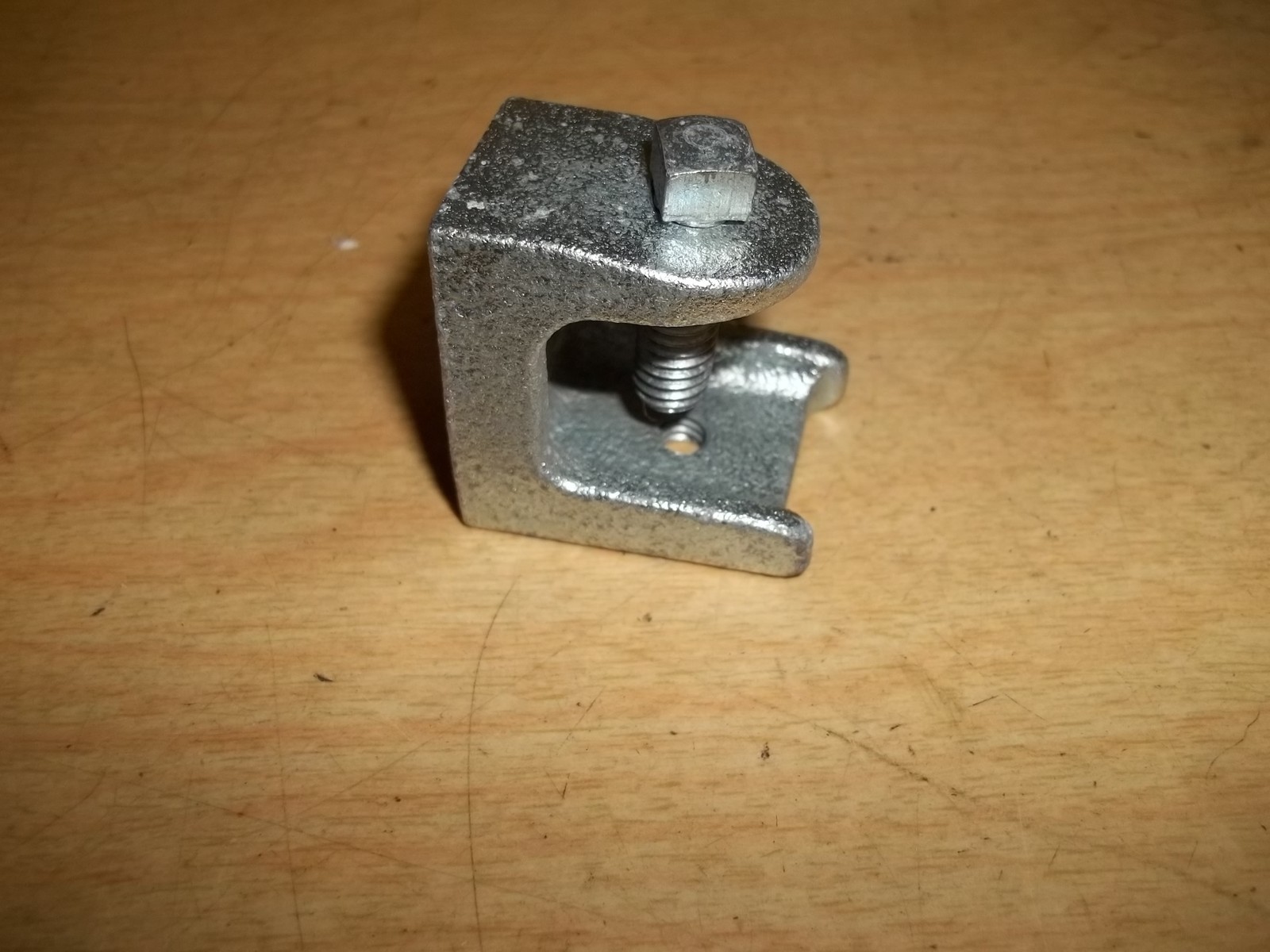 NEW Thomas & Betts 3/4″ Beam Clamp *FREE SHIPPING*