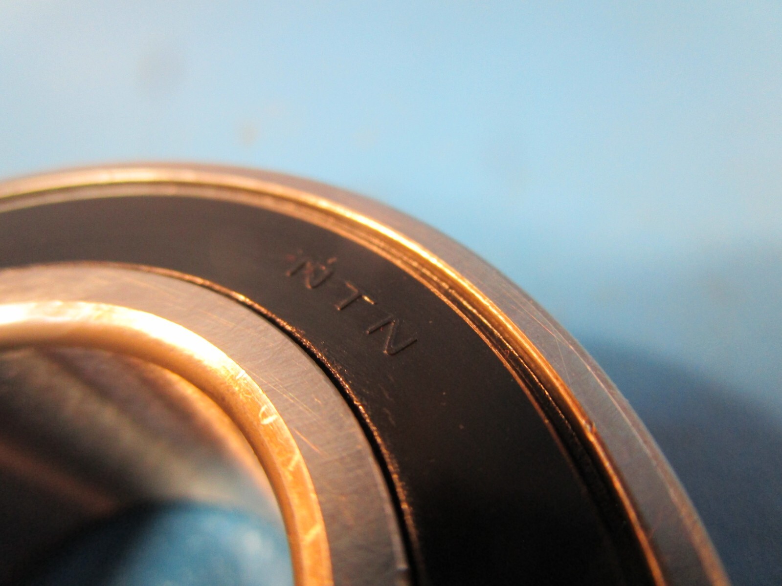 NTN 63205LLB/2A Single Row Deep Groove Radial Ball Bearing, 25mm x 52mm x 20.600
