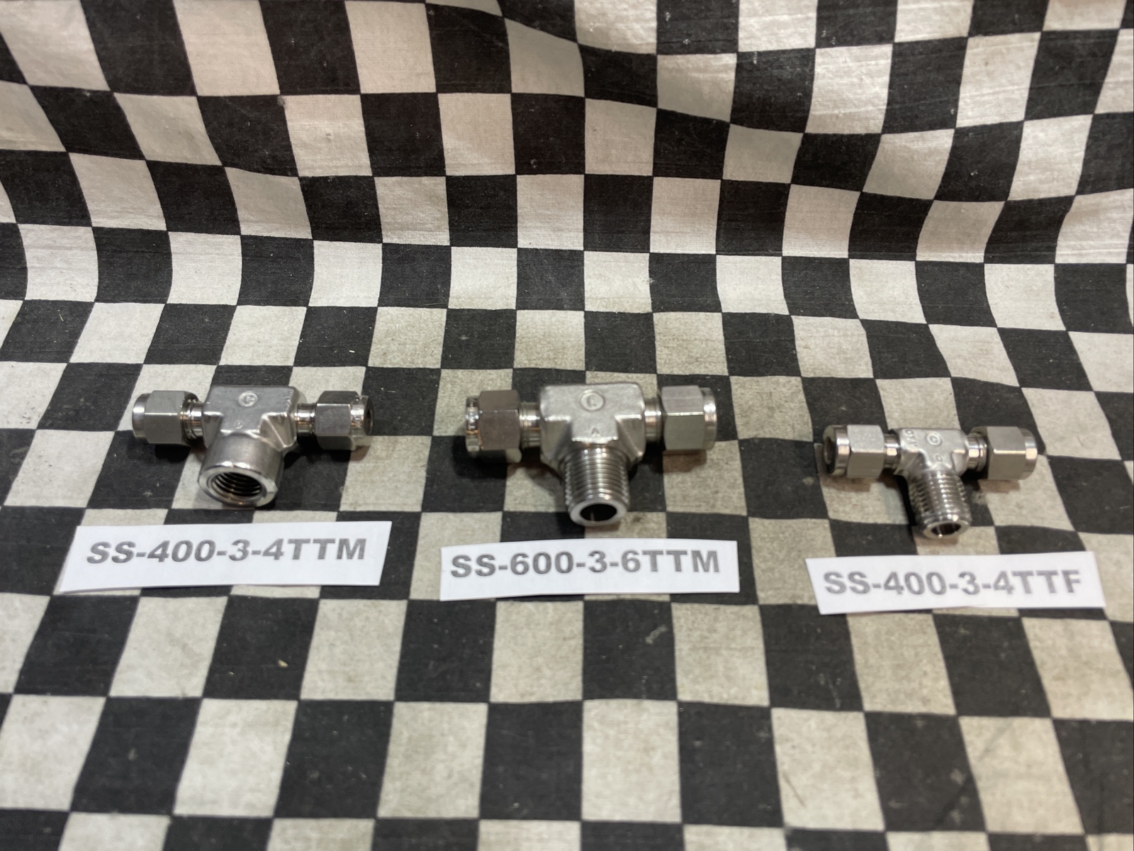 SWAGELOK SS-400-3-4TTM SS-600-3-6TTM SS-400-3-4TTF LOT OF 3 SHIPSAMEDAY#1374V16