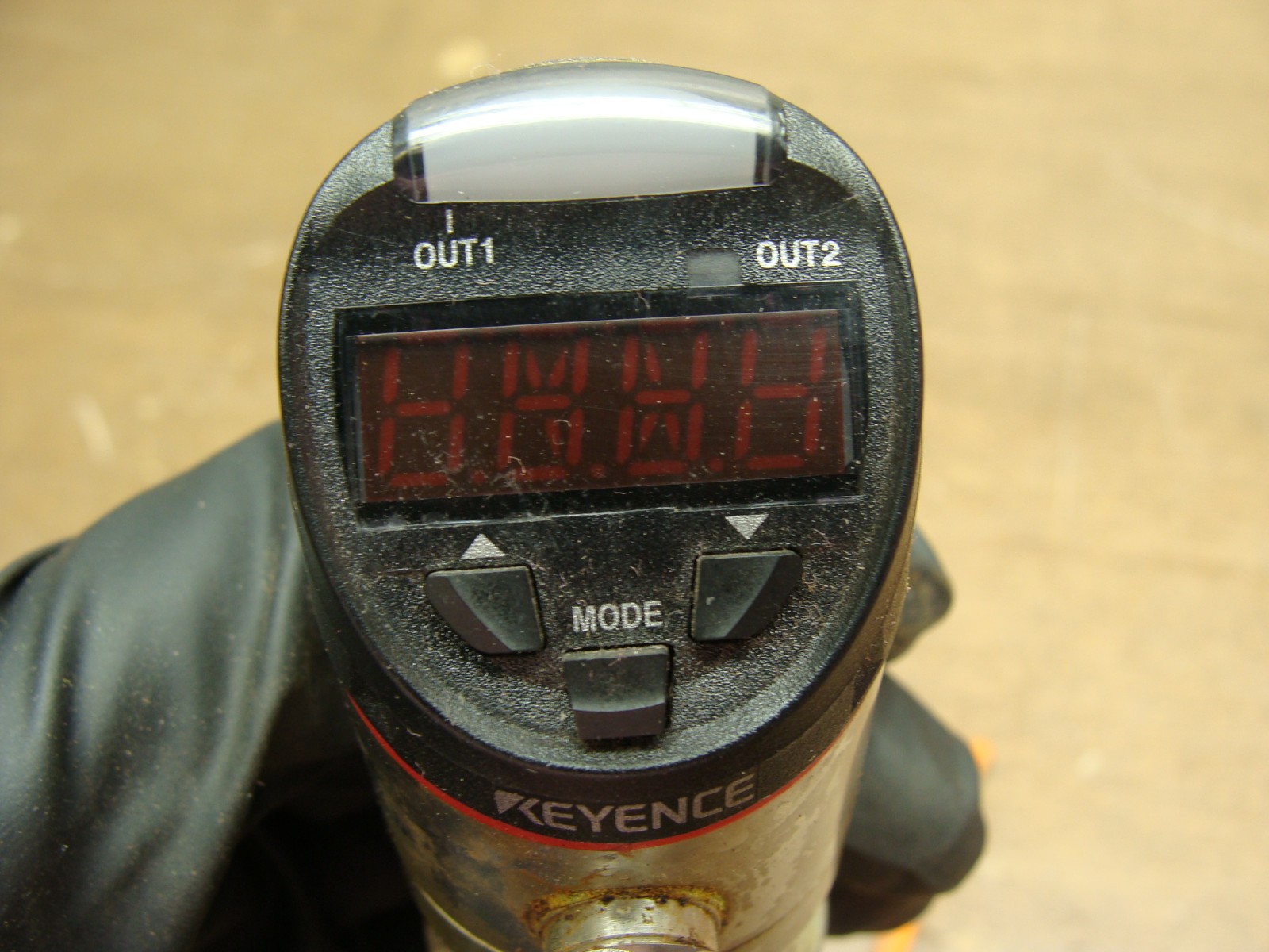 KEYENCE HEAVY DUTY DIGITAL PRESSURE SENSOR GP-M010