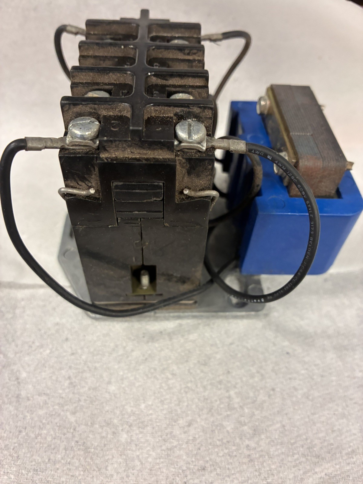 Warrick Controls 1D1D0 Control Relay 115V 50/60Hz Secondary 300V Level Control