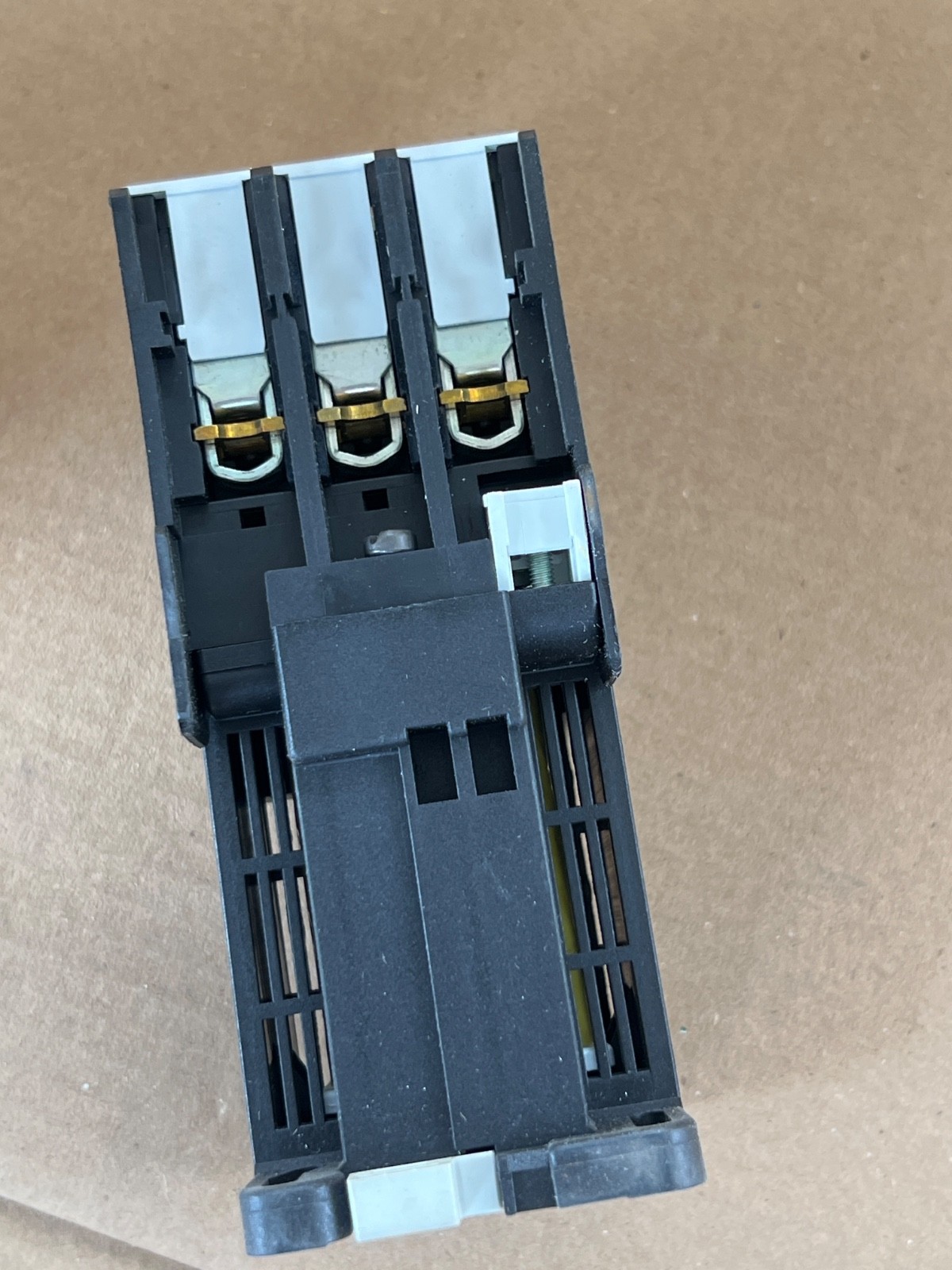 GE CL45D300MJ Contactor