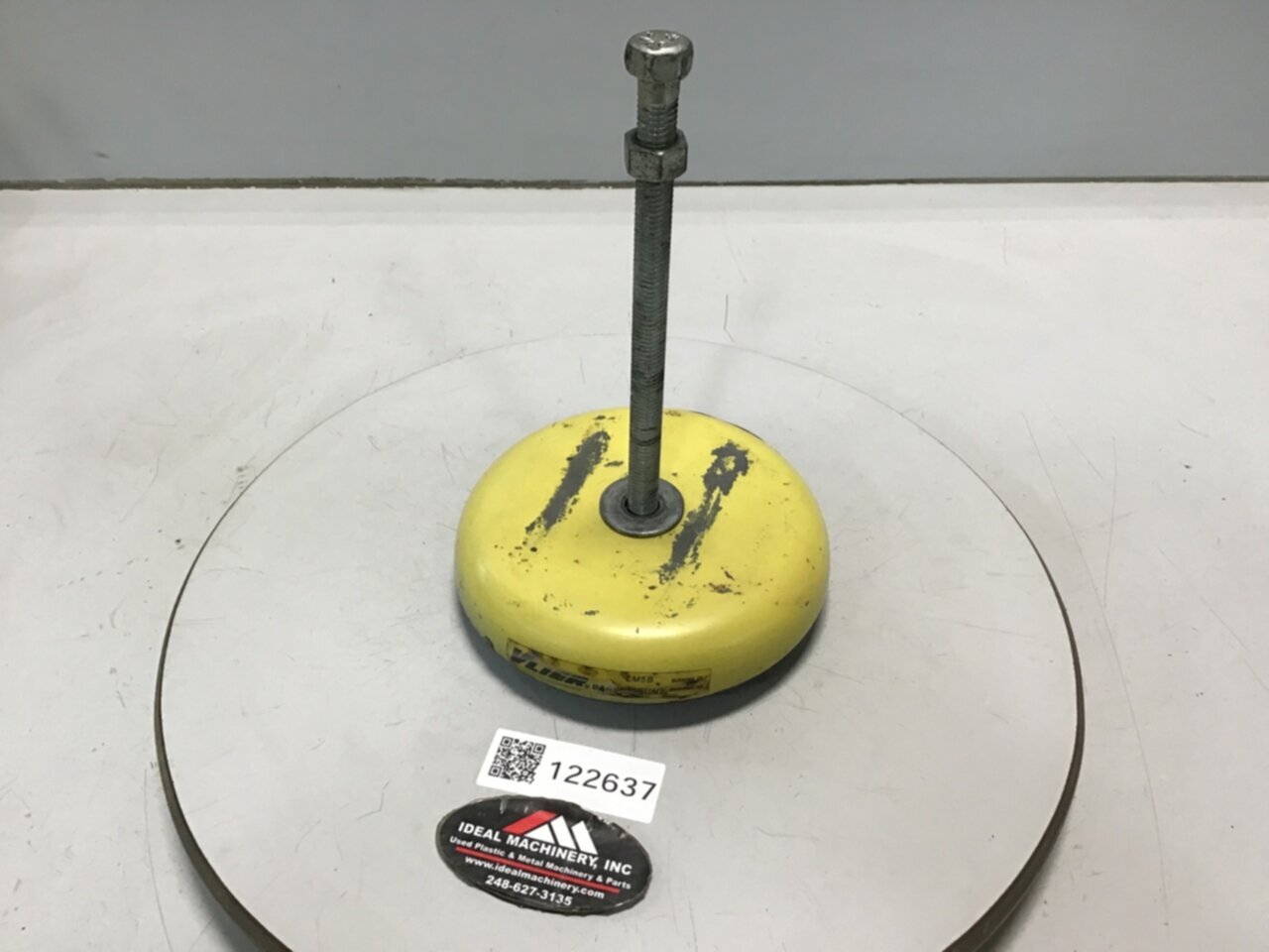 BARRY CONTROLS Leveling Mount Pad 6 Inch LM5B Used #122637