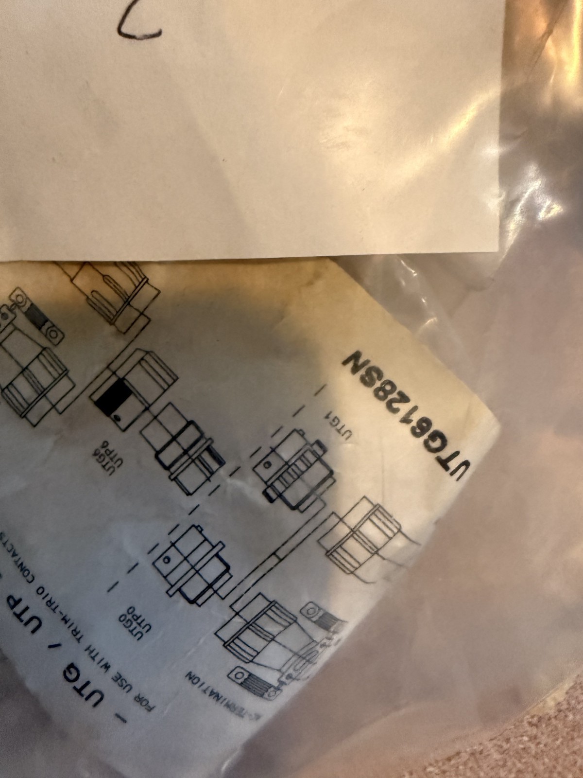 NEW LOT of 5 Souriau Circular Connector 8P Socket Plug Shell Size 12 # UTG6128SN