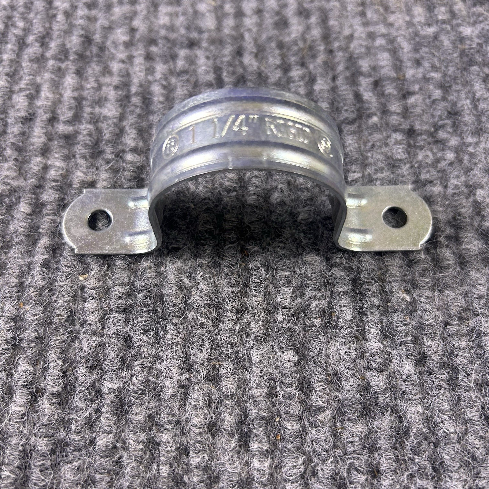 1 1/4″ Rigid 2-Hole RMC Strap Pipe & Conduit Support Clamp – 12 Ct